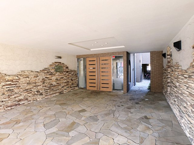 【エントランス】 | ウィステリア妙音通【名古屋市賃貸・宅配ボックス】