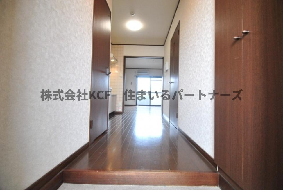 サクシードの玄関|収納もある玄関です