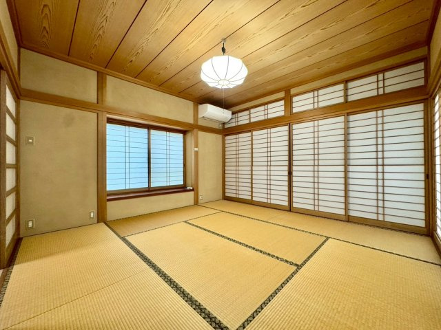 坂井市春江町高江　中古住宅♪