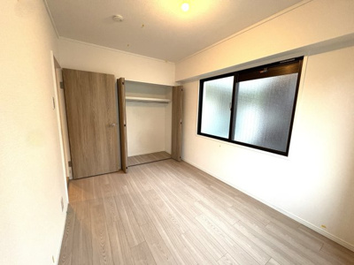 【洋室】 | サニークレスト宝塚 | ゆったりした洋室です