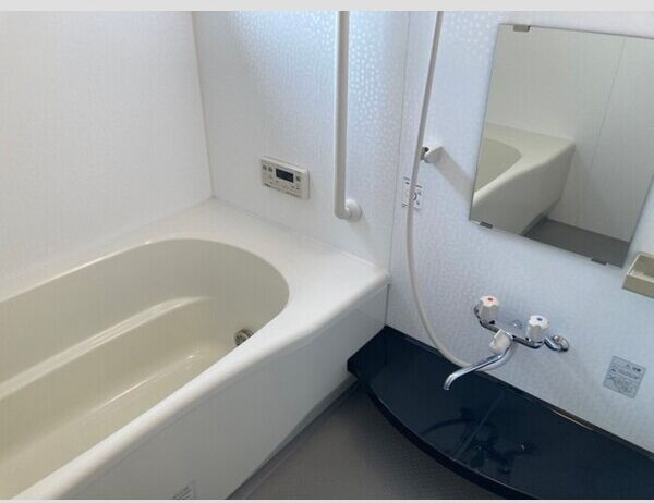 アージュⅡの浴室