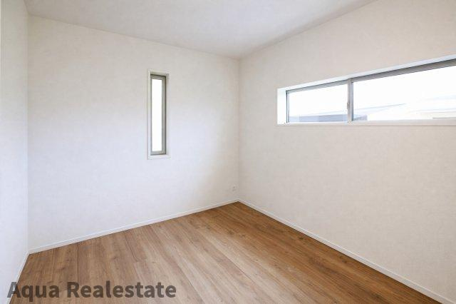 高松市多肥上町の新築一戸建の洋室