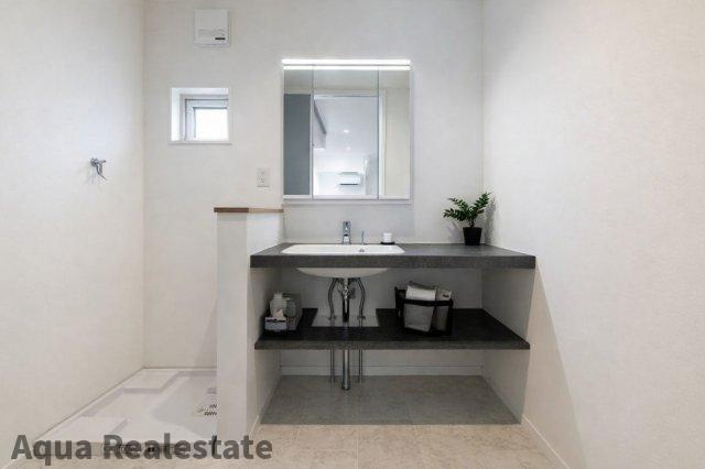 高松市多肥上町の新築一戸建の脱衣所