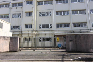  | 南瀬谷小学校まで584m 