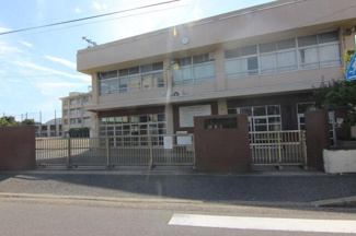  | 南瀬谷中学校まで599m 