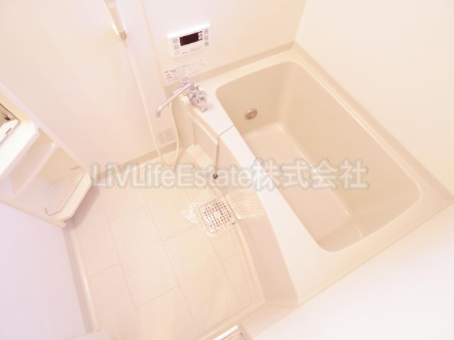 西東京市住吉町４丁目のアパートの浴室|同仕様写真