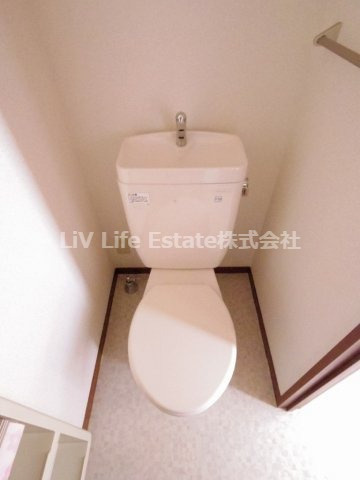 西東京市向台町１丁目のアパートのトイレ