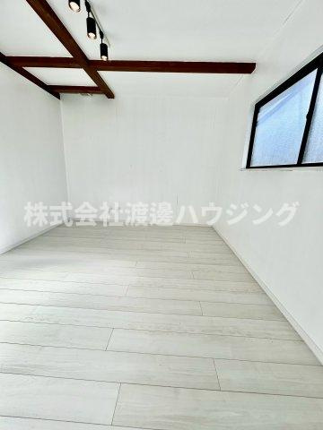 尼崎センタープール前駅テラスハウスの洋室