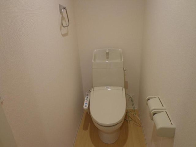 【トイレ】 | ヴァルトベルクＶ | シャワー付トイレ