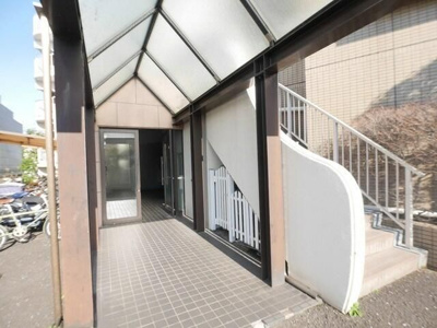 【エントランス】 | 第２八千代ビル