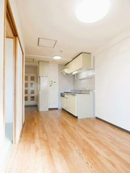 【居間・リビング】 | 第２八千代ビル