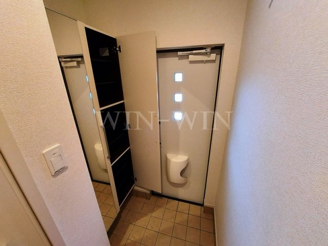 アンジュの家 Ⅱの玄関