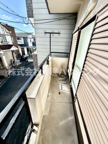 若江南町４丁目一戸建てのバルコニー|２階のベランダ