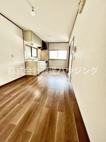 若江南町４丁目一戸建ての居間・リビング