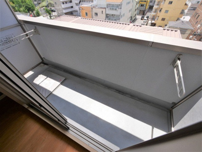 【バルコニー】 | グランパシフィック十三