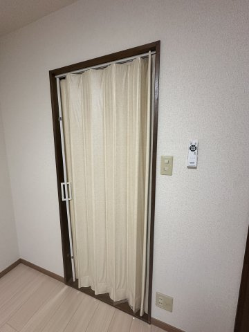 Surplus　Vis-a-Vis　Bのその他