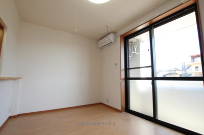 【居間・リビング】 | earth | ゆったりとした居間です
earth　103号室　2019年11月29日