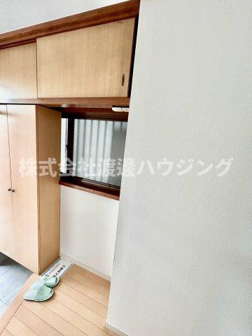 八尾市南本町４丁目一戸建のその他|窓