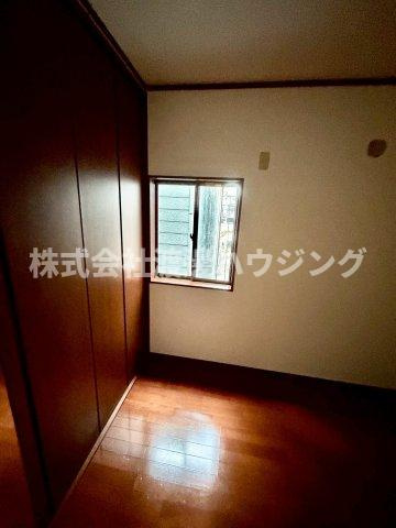 八尾市南本町４丁目一戸建のその他|窓