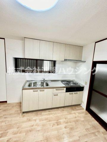 八尾市南本町４丁目一戸建のキッチン