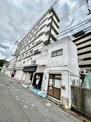 メゾン千里山の外観