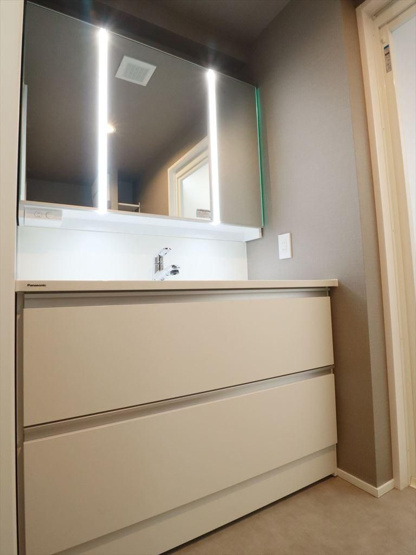 【独立洗面台】 | エイリックタウン箱崎公園ファミリア EAST棟☆仲介手数料無料☆