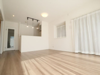 【居間・リビング】 | エイリックタウン箱崎公園ファミリア EAST棟☆仲介手数料無料☆