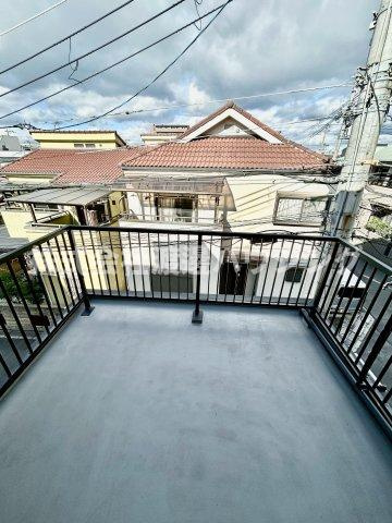 八尾市佐堂町1丁目一戸建のバルコニー