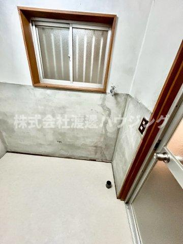 八尾市佐堂町1丁目一戸建の設備|室内洗濯機置場