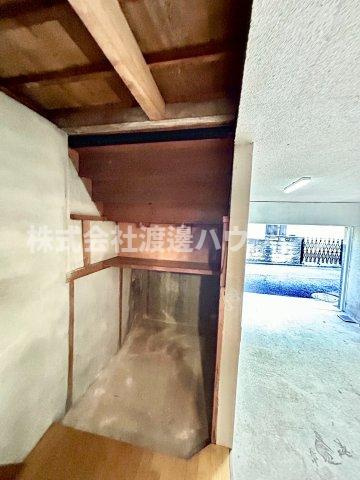 八尾市佐堂町1丁目一戸建の収納