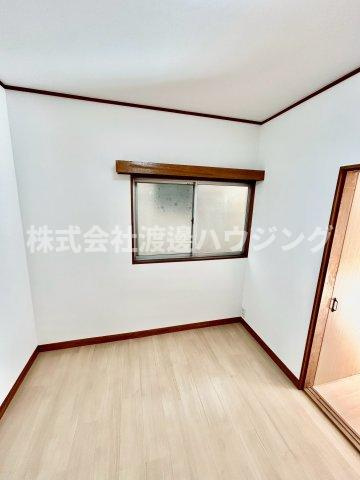 八尾市佐堂町1丁目一戸建のその他|窓