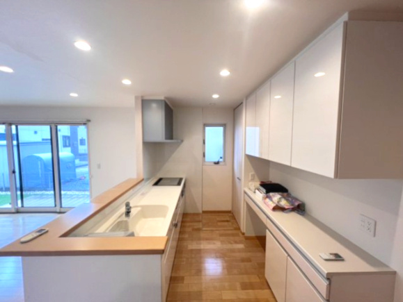 小山市城西中古戸建、オール電化、駐車4台可のキッチン