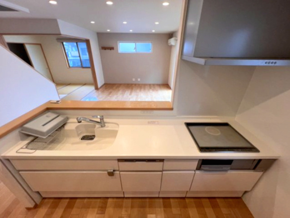 小山市城西中古戸建、オール電化、駐車4台可のキッチン