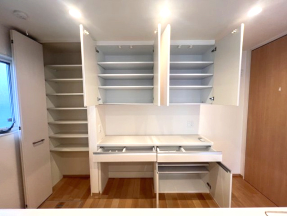 小山市城西中古戸建、オール電化、駐車4台可の収納|キッチン収納