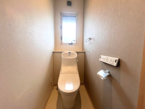 小山市城西中古戸建、オール電化、駐車4台可のトイレ