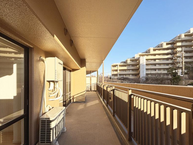 アルファスシティ大島のバルコニー