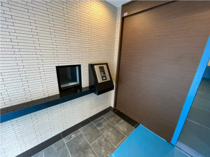 リテラス森下のロビー