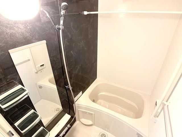 リテラス森下の浴室