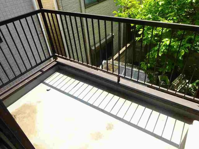 光ハイツのバルコニー