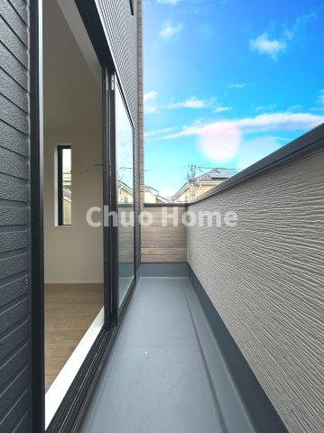 足立区中川5丁目新築分譲住宅のバルコニー|バルコニー
