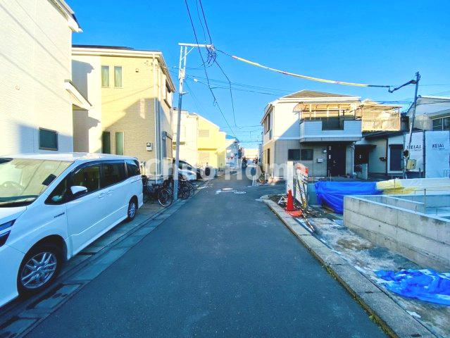 足立区中川5丁目新築分譲住宅の前面道路含む現地写真|全面道路