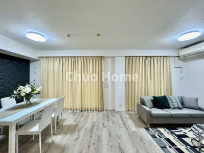 【居間・リビング】 | リリーベル墨田リバーコースト | 【リビングダイニング】一日の中で多くの時間を過すことになるリビングダイニングだからこそ、いつも穏やかな空間であることが必然。爽やかな通風と採光を存分に感じる事が出来る空間です。