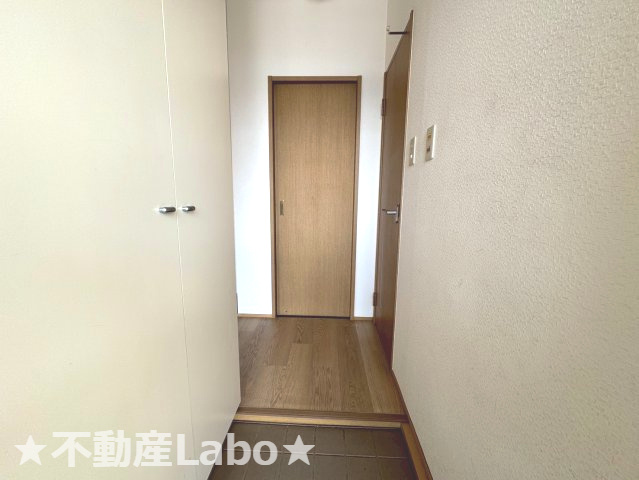 イノセントコーポの玄関