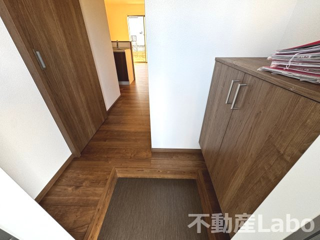 板野郡北島町鯛浜字向のアパートの玄関