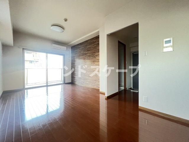 アーバンポイント高崎の居間・リビング|高崎、前橋のお部屋探しはエンドスケープまで！お客様の理想お聞かせ下さい♪