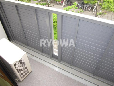 【バルコニー】 | レオパレスアーバンライフ | 掲載の写真は退去前の写真となります。