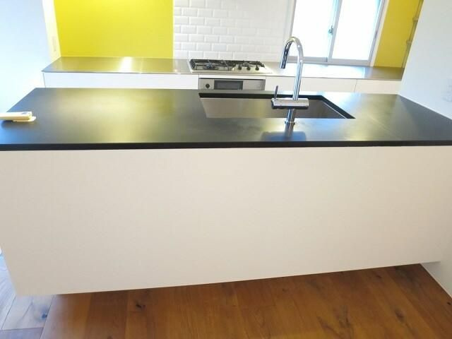 よつわビルのキッチン