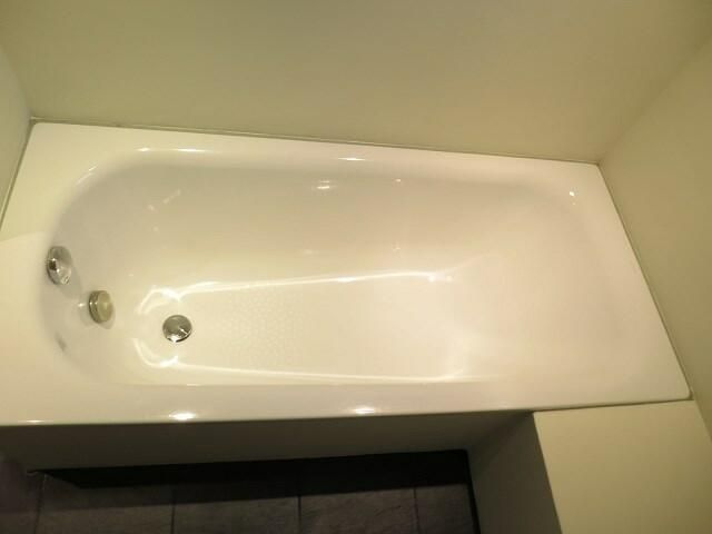 よつわビルの浴室