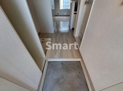 【玄関】 | メゾンドローブ学園西町