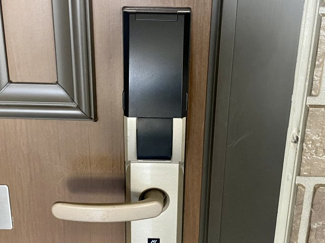 【玄関】 | グリーンゲーブルズA